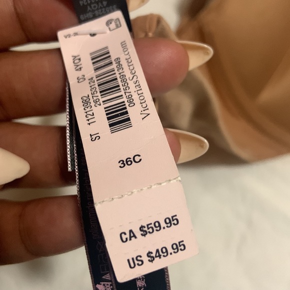 Brand New Victoria Secret Bra - Picture 4 of 4